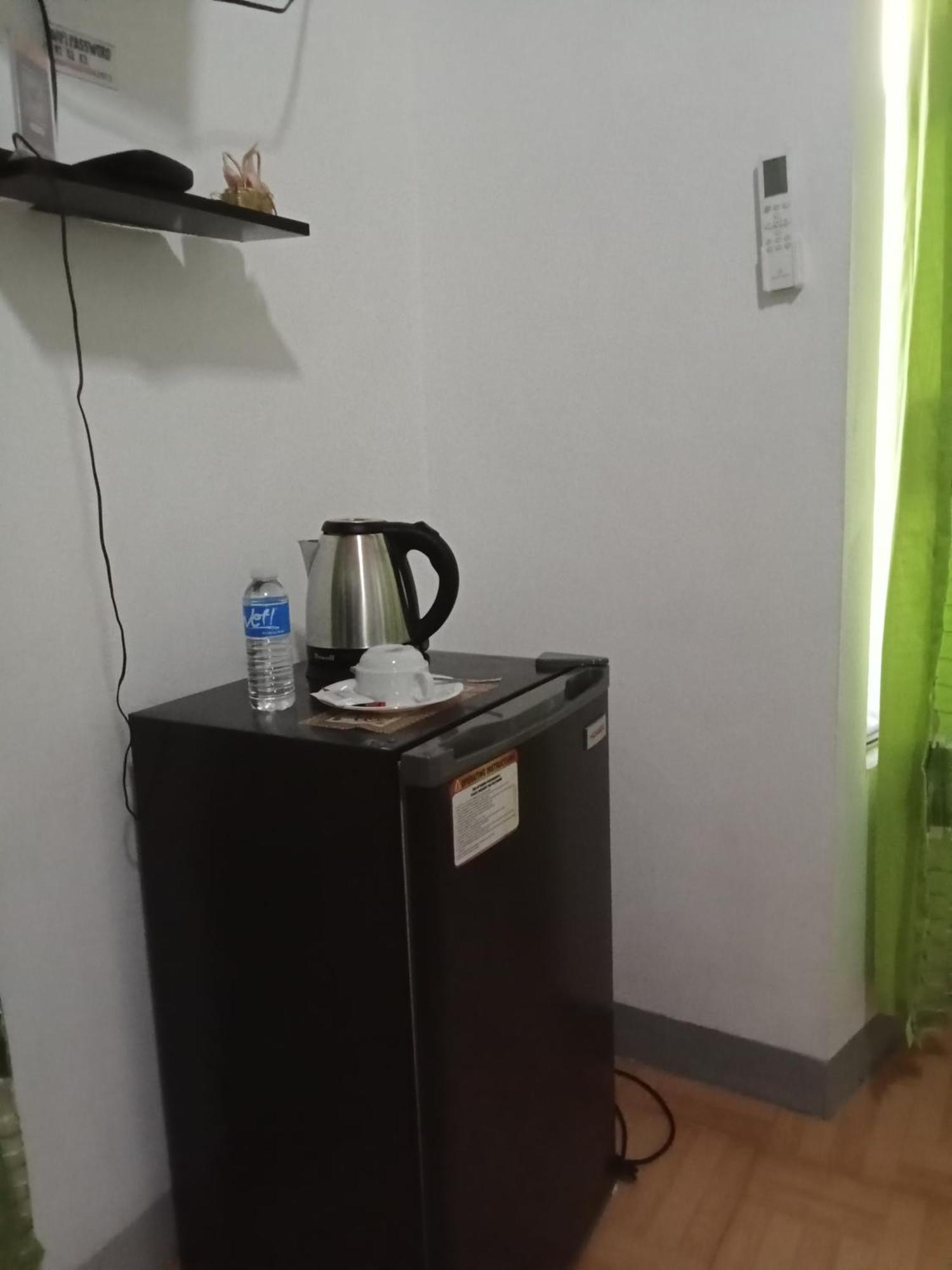 Yoo Darius' Residences Moalboal Buitenkant foto